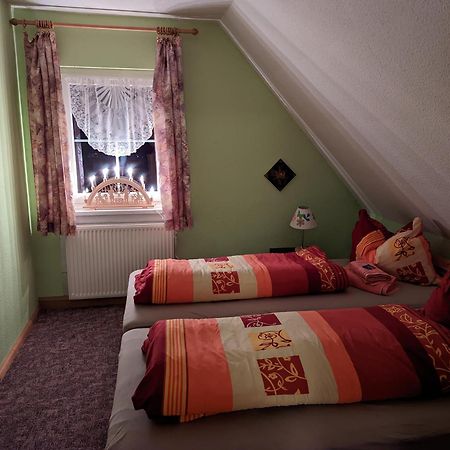 Ferienhaus Ferien Am Waldrand Altenberg ภายนอก รูปภาพ